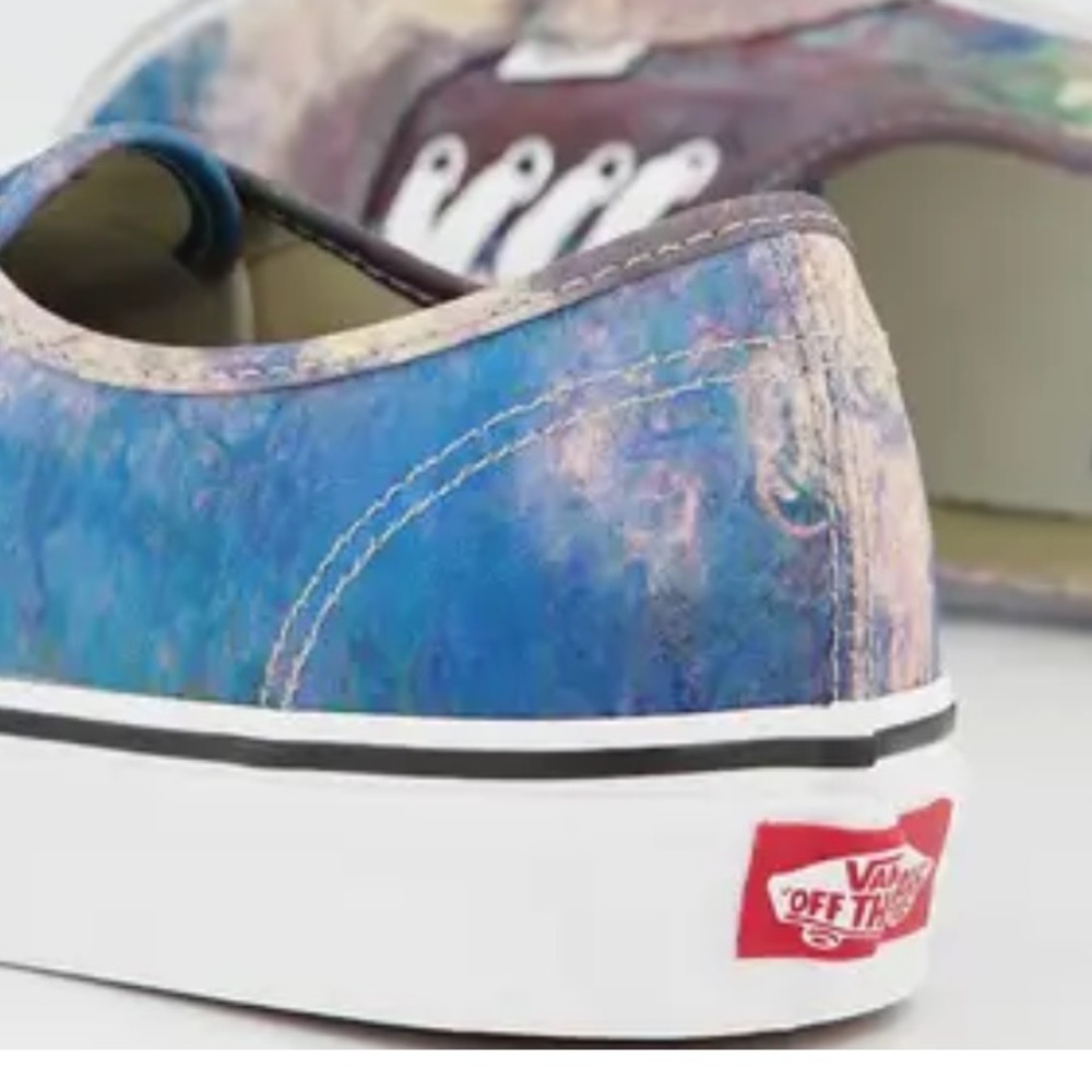 VANS WMNS MOMA X AUTHENTIC CLAUDE MONET WATER LILY Sneakers - Picture 14 of 16